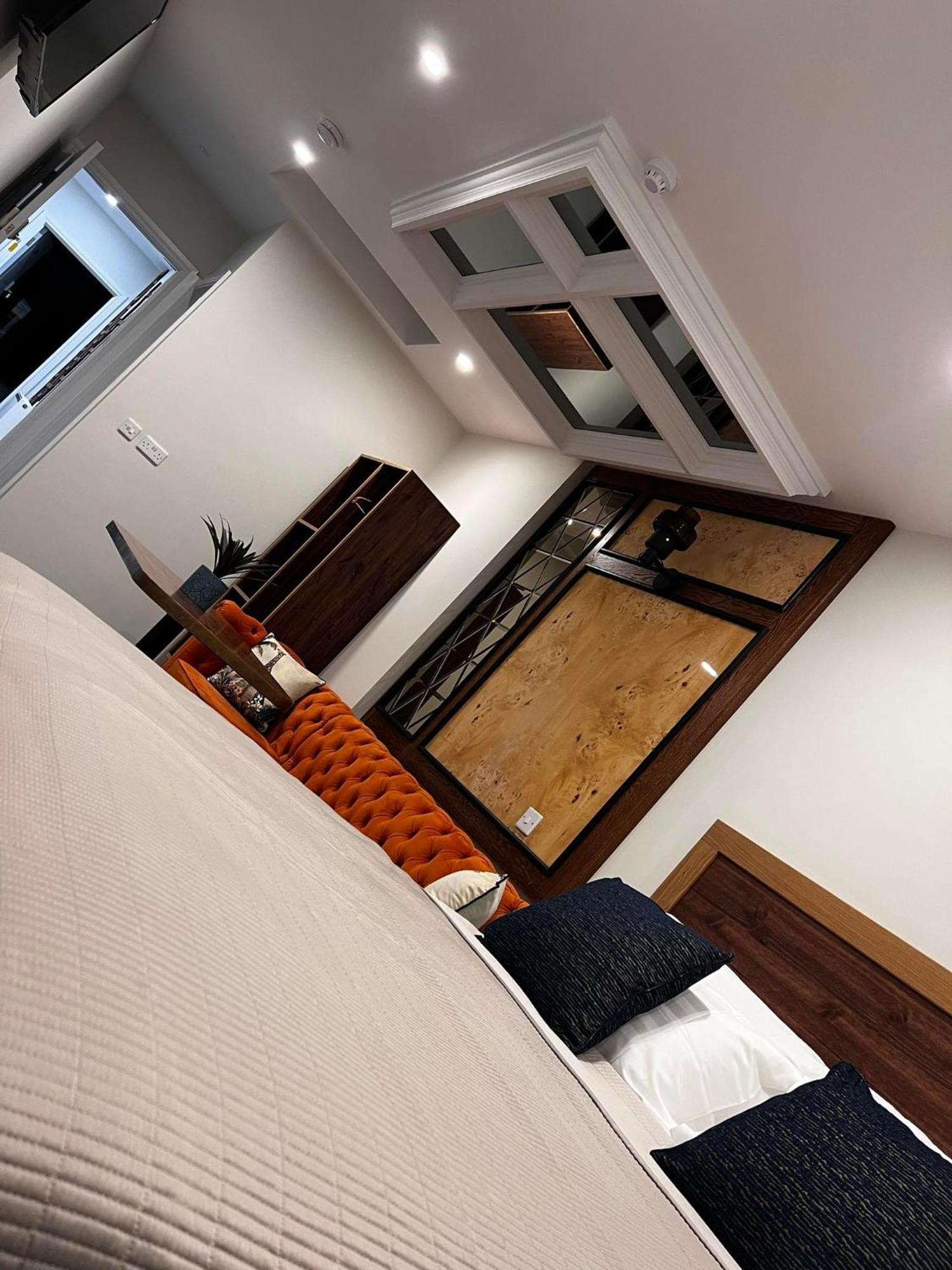 53 Luxury Rooms 梅努斯 外观 照片