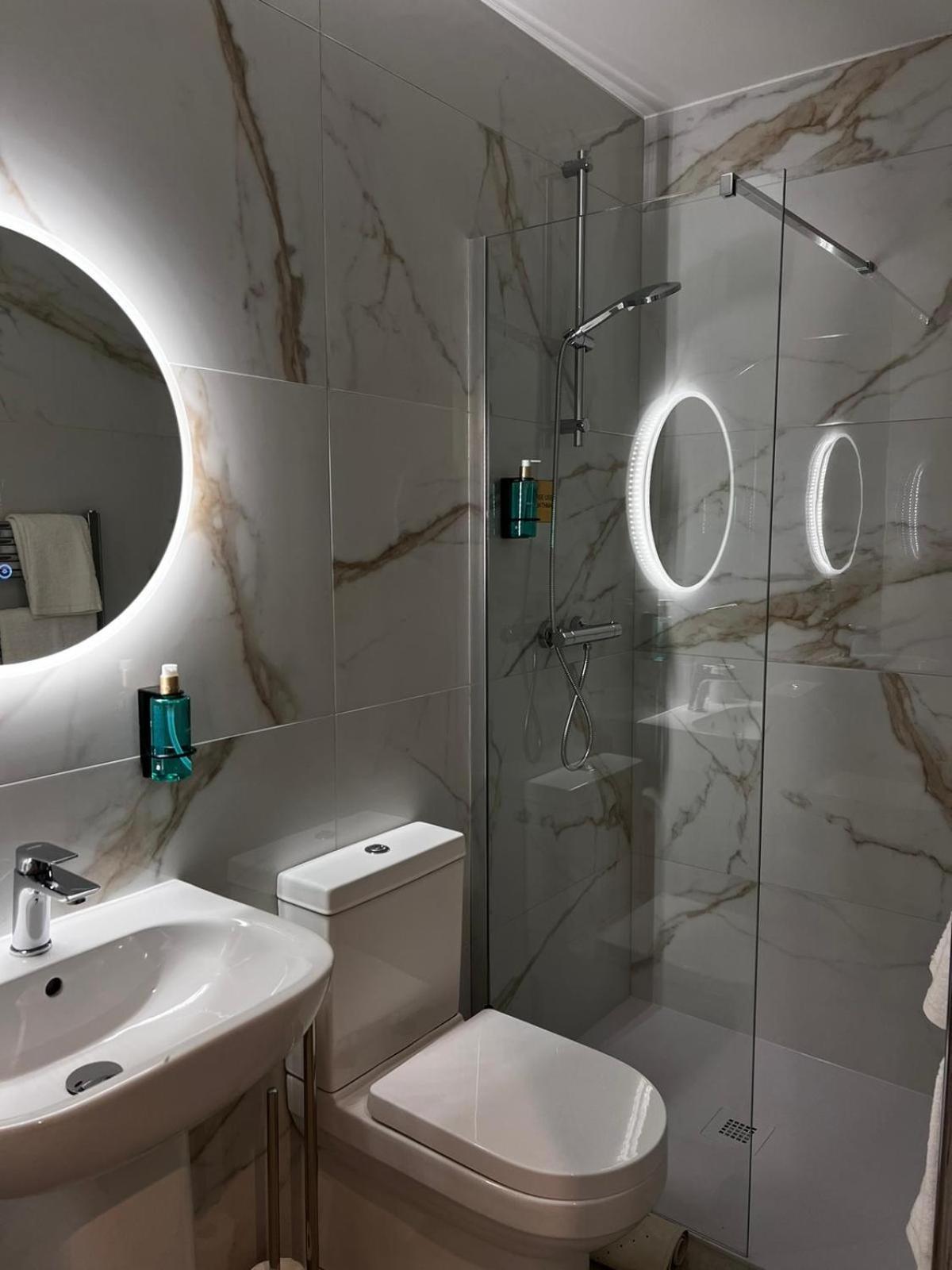 53 Luxury Rooms 梅努斯 外观 照片